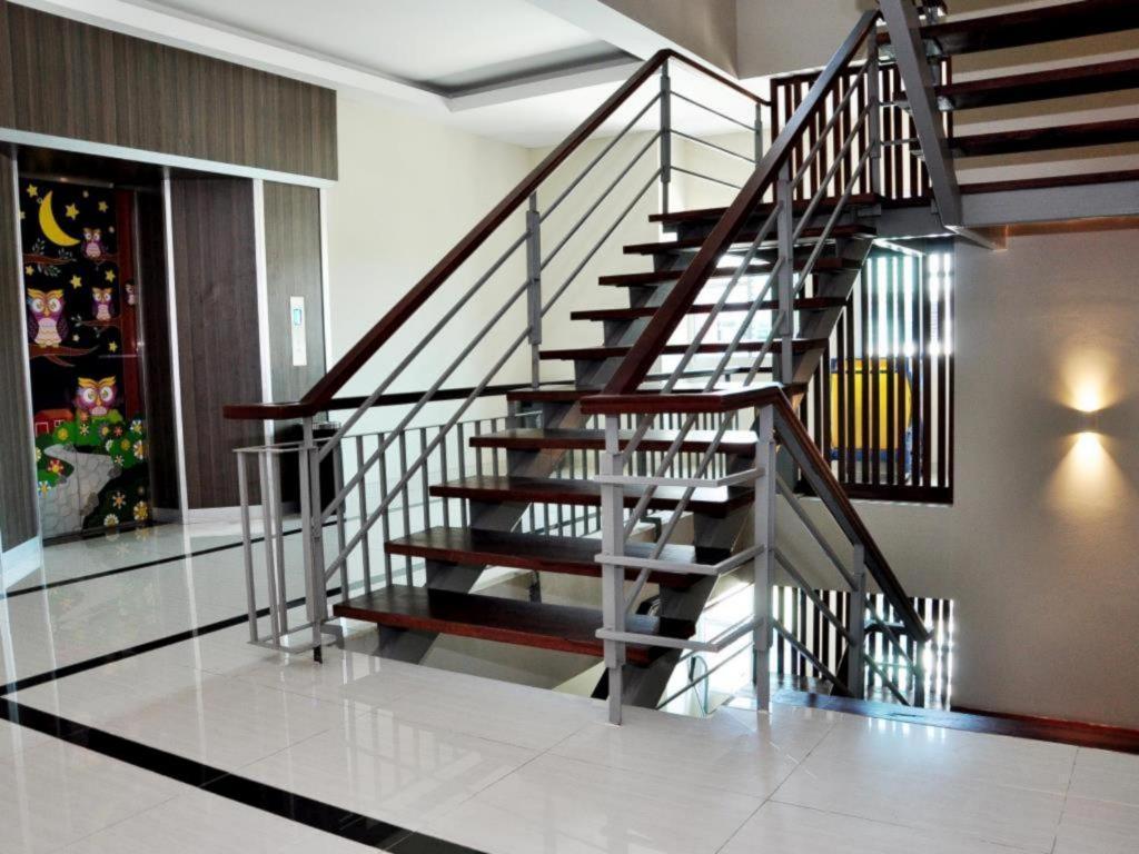 Hotel Nite And Day Jodoh Square Batam