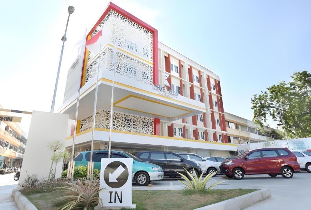 Nite And Day Jodoh Square Hotel Batam